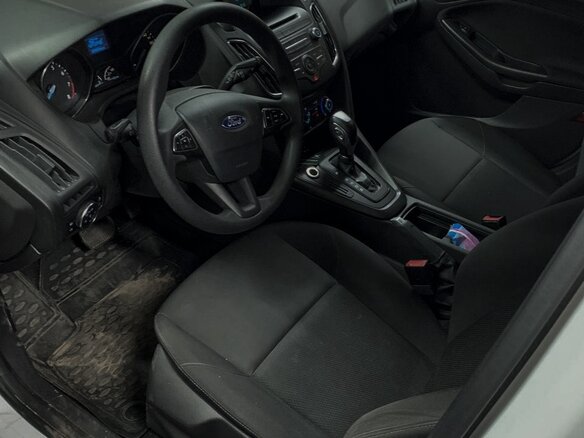 2018 Ford Focus III Рестайлинг, белый, 1200000 рублей - вид 1