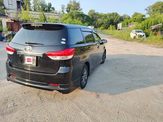 2011 Toyota Wish II, чёрный, 1200000 рублей, вид 2