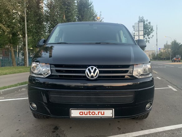 2011 Volkswagen Multivan T5 Рестайлинг, чёрный - вид 1