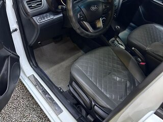 2014 Kia Rio 4-speed III, чёрный, 1010000 рублей, вид 4