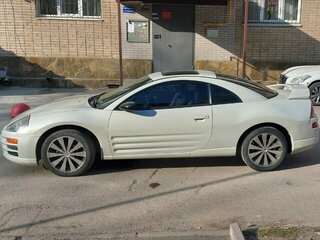 2001 Mitsubishi Eclipse III, белый, 700000 рублей, вид 4
