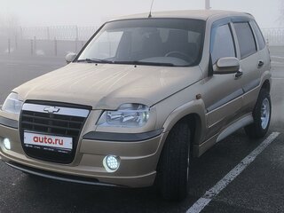 2006 Chevrolet Niva I, золотистый, 550000 рублей, вид 1