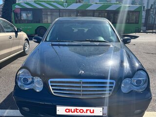 2004 Mercedes-Benz C-Класс 180 II (W203), синий, 740000 рублей, вид 2