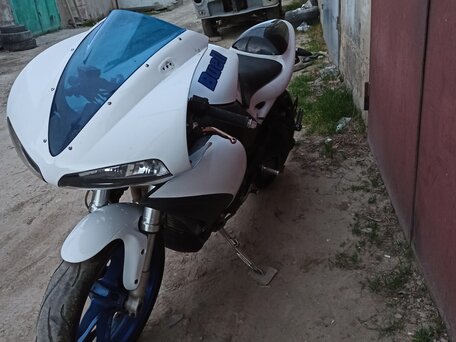 2009 Buell 1125R, белый, 450000 рублей, вид 2