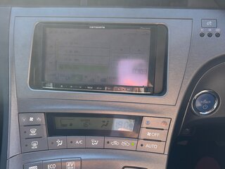 2014 Toyota Prius III Рестайлинг (XW30), серый, 1250000 рублей, вид 5