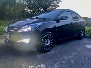 2016 Hyundai Solaris I Рестайлинг, коричневый, 970000 рублей, вид 1