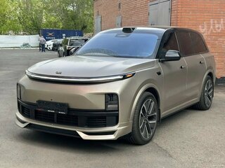 2025 Li Auto (Lixiang) L9 52.3 kWh I Рестайлинг, золотистый, 8400000 рублей, вид 3