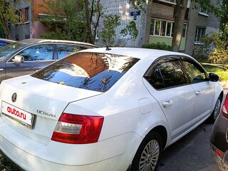 2020 Skoda Octavia III (A7) Рестайлинг, белый, 800000 рублей, вид 3