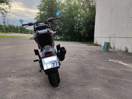2022 Husqvarna Svartpilen 401, чёрный, 600000 рублей, вид 5