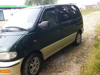 1997 Nissan Serena I (C23), зелёный, 300000 рублей, вид 5