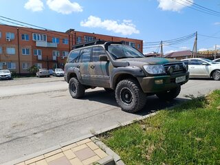 1998 Toyota Land Cruiser 100 Series, зелёный, 2100000 рублей, вид 4