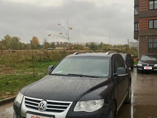 2008 Volkswagen Touareg I Рестайлинг, чёрный, 850000 рублей, вид 2