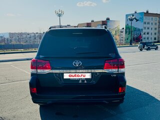 2016 Toyota Land Cruiser 200 Series Рестайлинг 2, синий, 6500000 рублей, вид 4