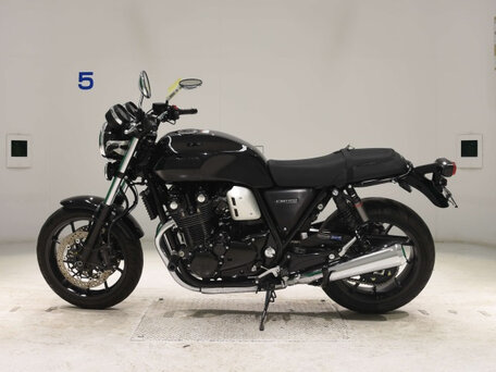 2021 Honda CB 1100, чёрный, 1200000 рублей, вид 2