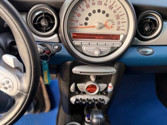 2007 Mini Hatch Cooper S II (R56), синий, 1200000 рублей - вид 7