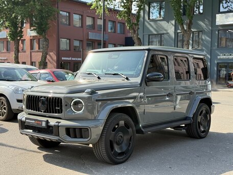 2026 Mercedes-Benz G-Класс AMG 63 AMG II (W465) Рестайлинг, серый, 27790000 рублей, вид 3
