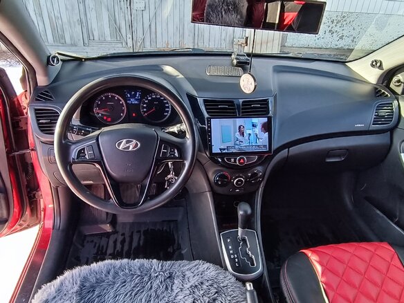 2011 Hyundai Solaris I, красный, 840000 рублей - вид 15