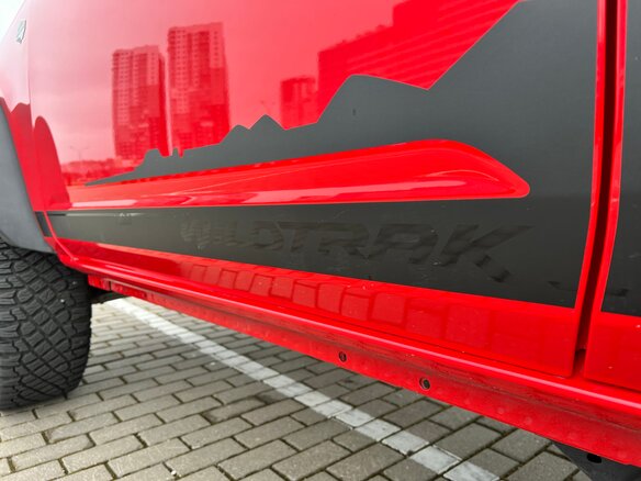 2021 Ford Bronco VI, красный - вид 19