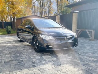 2009 Honda Civic Hybrid VIII Рестайлинг, чёрный, 680000 рублей, вид 4
