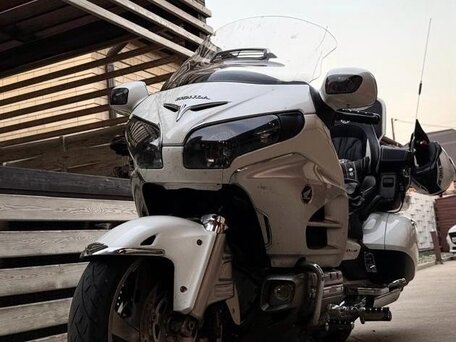 2012 Honda GL 1800 Gold Wing, белый, 1450000 рублей, вид 4