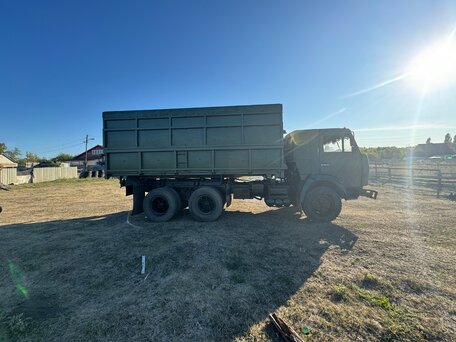 1986 КамАЗ 55102, зелёный, 750000 рублей, вид 2