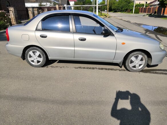2009 Chevrolet Lanos I, серебристый, 350000 рублей - вид 4