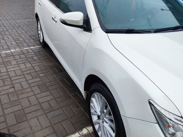 2015 Toyota Camry VII (XV50) Рестайлинг, белый, 2200000 рублей - вид 10