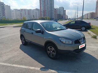 2011 Nissan Qashqai+2 I Рестайлинг, серый, 850000 рублей, вид 1