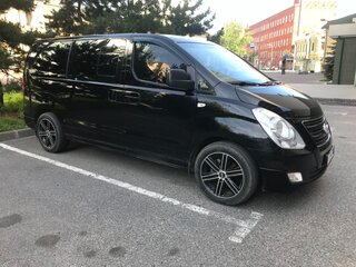2016 Hyundai H-1 II Рестайлинг, чёрный, 2300000 рублей, вид 3
