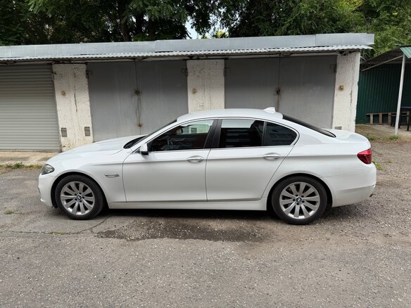 2016 BMW 5 серии 520i VI (F10/F11/F07) Рестайлинг, белый, 2100000 рублей - вид 7