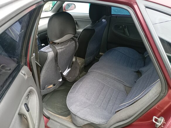 1993 Mazda 626 IV (GE), пурпурный, 170000 рублей - вид 8