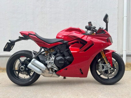 2024 Ducati Supersport, красный, 1800000 рублей, вид 1