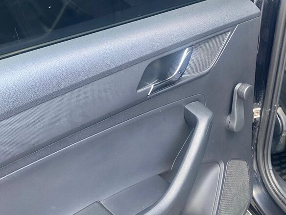 2016 Skoda Rapid I, чёрный, 799999 рублей - вид 8