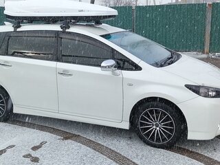 2010 Toyota Wish II, белый, 1500000 рублей, вид 3