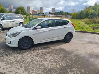 2014 Hyundai Solaris I, белый, 509000 рублей, вид 5