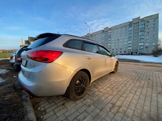 2014 Kia Ceed II, серебристый, 800000 рублей, вид 4