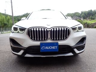 2022 BMW X1 18d xDrive II (F48) Рестайлинг, белый, 2350000 рублей, вид 2