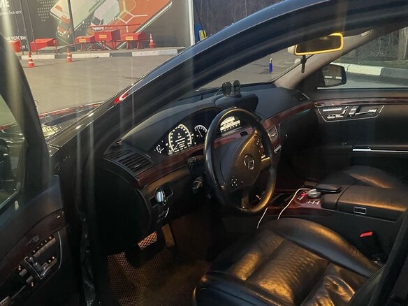 2010 Mercedes-Benz S-Класс 350 V (W221) Рестайлинг, чёрный, 1550000 рублей - вид 6