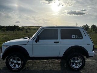 2006 Lada (ВАЗ) 2121 (4x4) I Рестайлинг, белый, 650000 рублей, вид 3