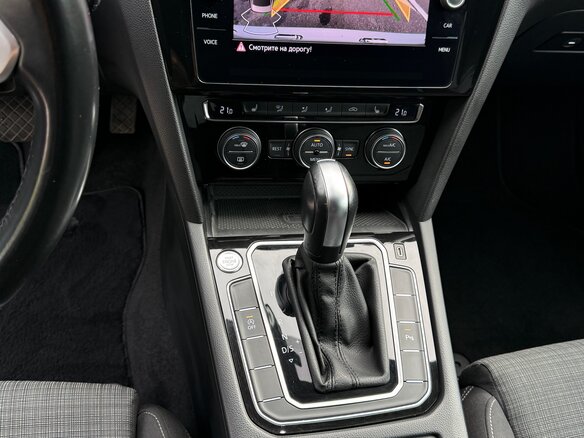 2019 Volkswagen Passat B8 Рестайлинг, белый, 2530000 рублей - вид 29