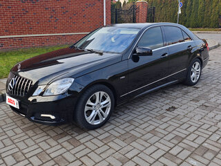 2010 Mercedes-Benz E-Класс 350 IV (W212, S212, C207), чёрный, 800000 рублей, вид 3