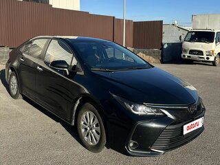 2021 Toyota Corolla XII (E210), чёрный, 2525000 рублей, вид 3