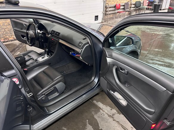 2003 Audi A4 II (B6), серый, 450000 рублей - вид 21