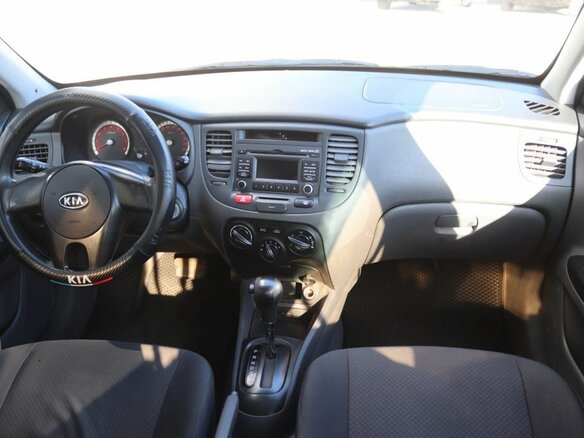 2010 Kia Rio II Рестайлинг, серый, 419000 рублей - вид 10