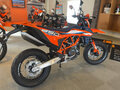 2024 KTM 690 SMC R, оранжевый, 1200000 рублей - вид 4