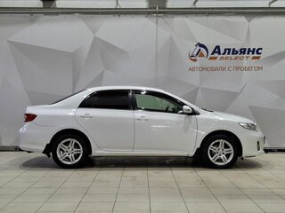 2012 Toyota Corolla X (E140, E150) Рестайлинг, белый, 810000 рублей, вид 2