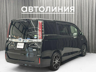 2020 Toyota Noah III (R80) Рестайлинг, чёрный, 1950000 рублей, вид 5