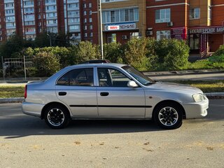 2004 Hyundai Accent ТагАЗ II, серебристый, 315000 рублей, вид 5