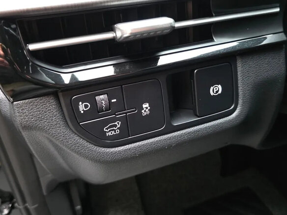 2026 Kia Sportage V Рестайлинг, чёрный, 5650000 рублей - вид 25