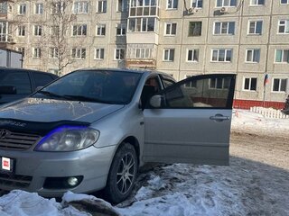 2004 Toyota Corolla IX (E120, E130) Рестайлинг, серебристый, 400000 рублей, вид 2